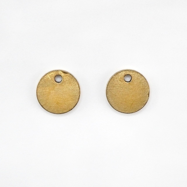 2210172BRC 真鍮製チャーム プレートラウンド 生地 直径8.0mm厚1.0mm 8