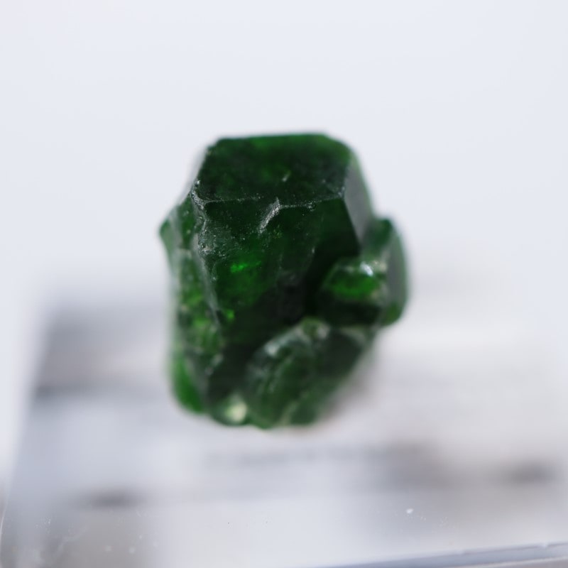 イラン産 デマントイドガーネット | 鉱物標本,カ行,ガーネットグループ