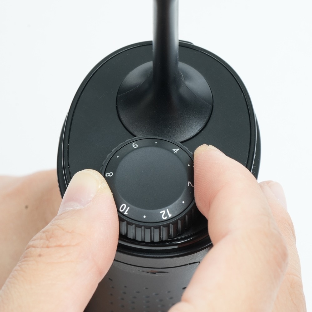 口腔内をリアルタイムで確認! カメラ付き口腔洗浄器 HCP-10V | ヘルス