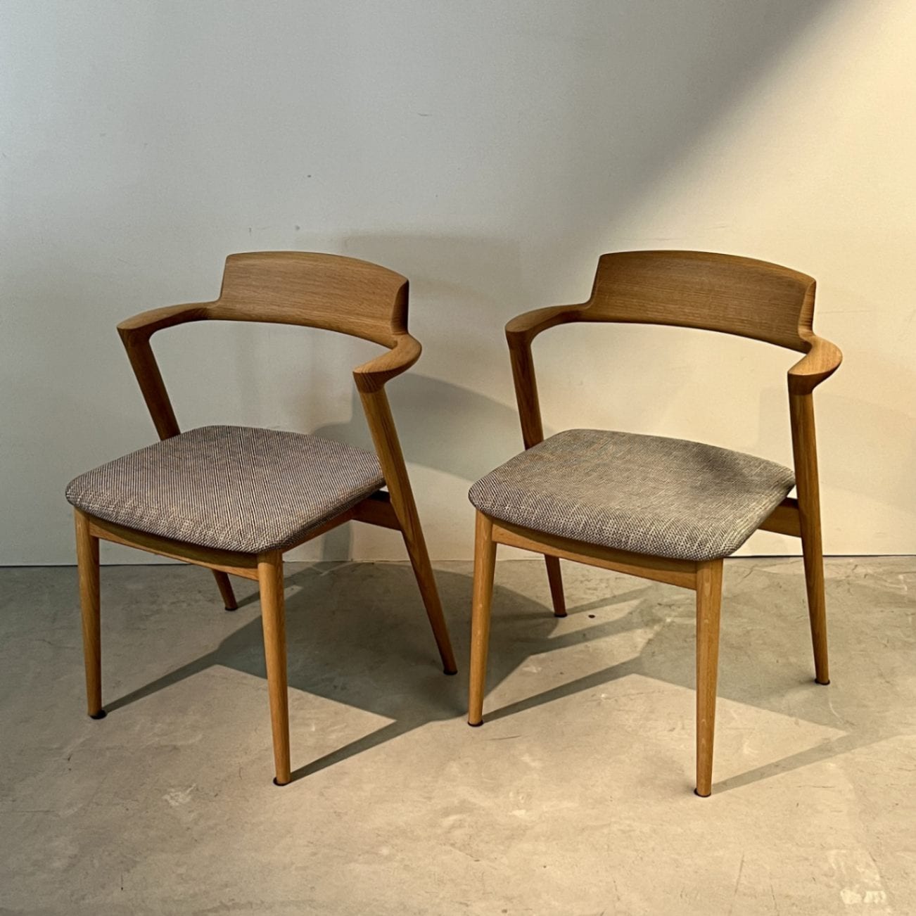 OUTLET】SEOTO-EX セミアームチェア（板座） ウォールナット | SALE