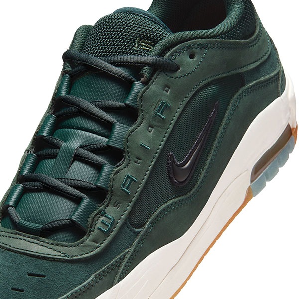 NIKE SB】AIR MAX ISHOD ISO “Orange Label” カラー：deep fir/black