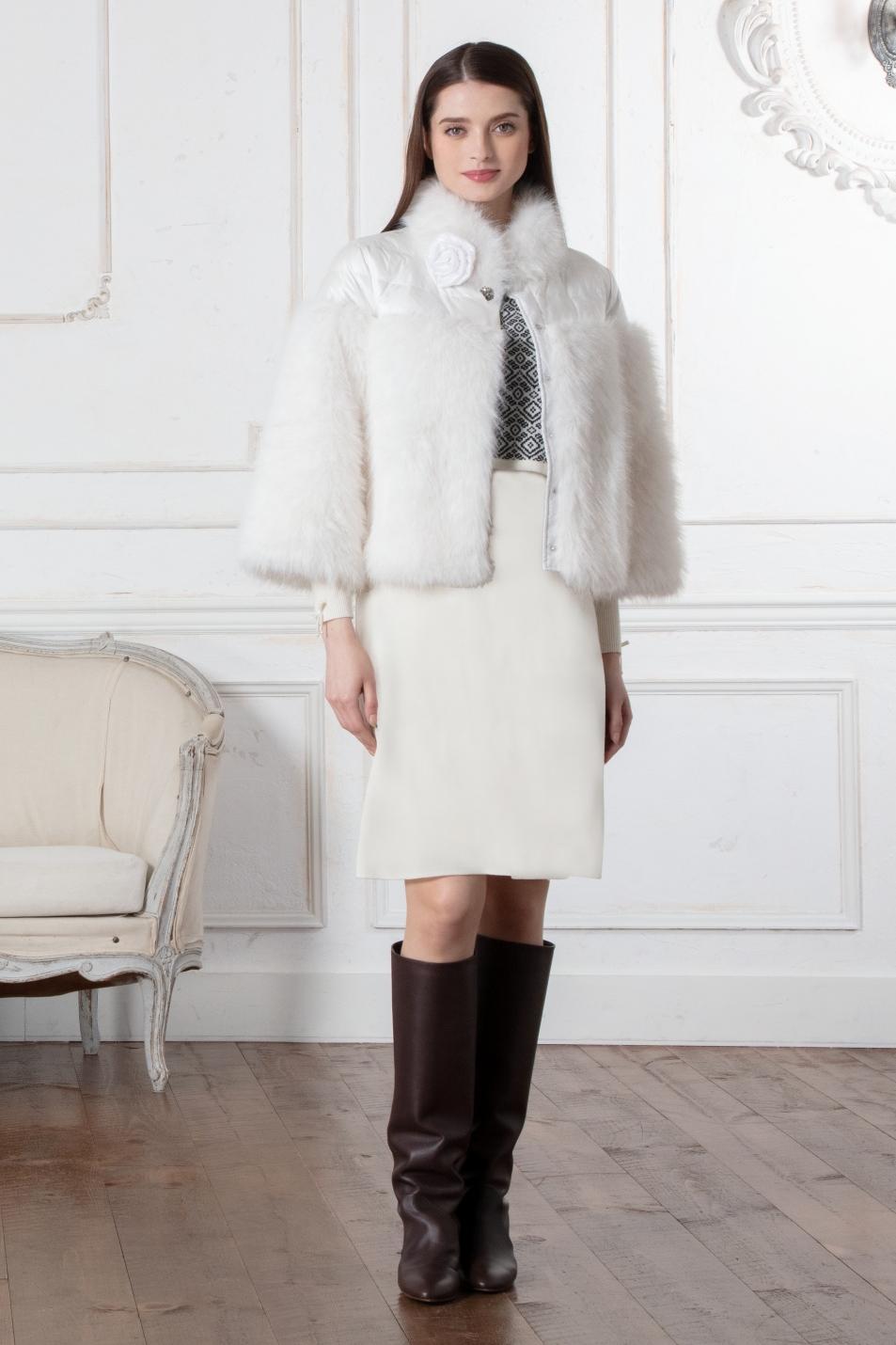 2025年秋冬 フェイクファー切替ダウン ショートコート 2528006 ｜Super