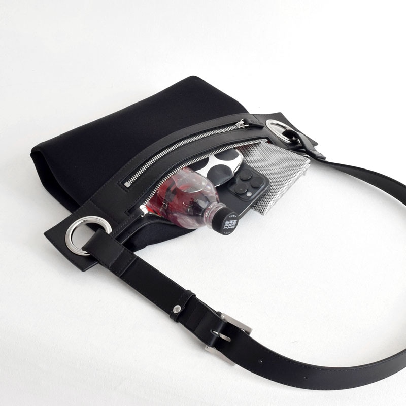 wet】hatomeボディバッグMサイズ | ボディバッグ