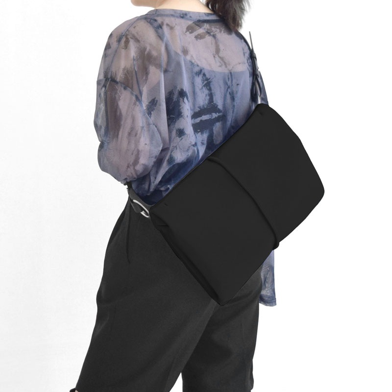 wet】hatomeボディバッグLサイズ | ボディバッグ