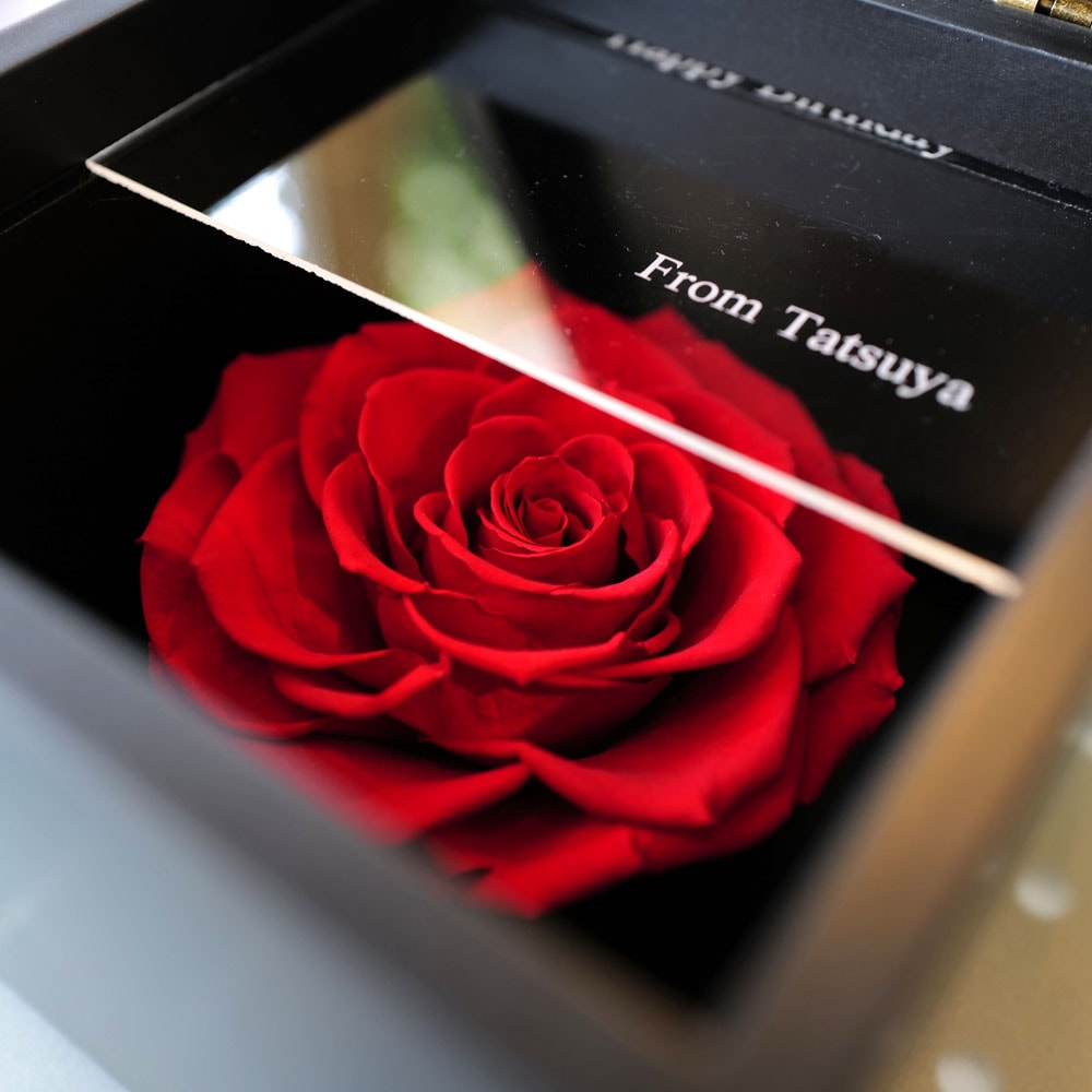 薔薇1輪 プリザーブドフラワー BLACK CUBE BOX（バラの色選択可能