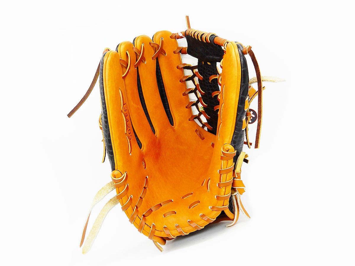 1147 アンダーアーマー 型抜群 即戦力 硬式 外野手用グローブ 1147