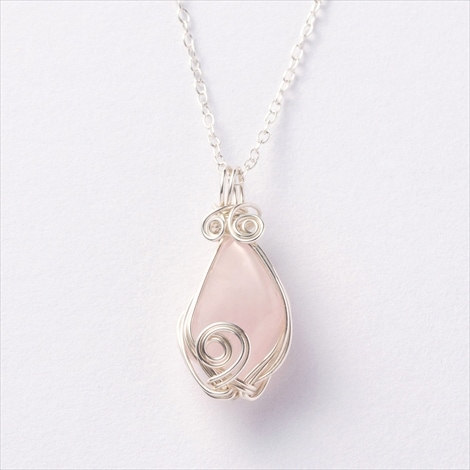囚われのパルマ 鉱石のペンダント ローズクウォーツ | すべての商品