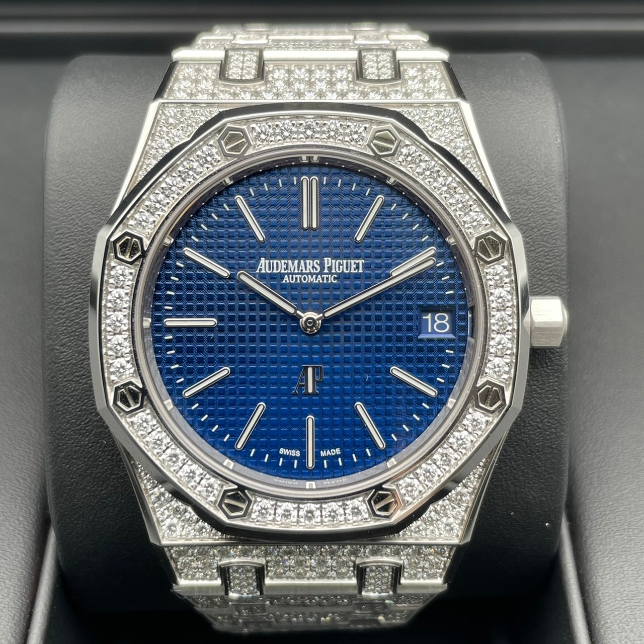 オーデマピゲ ロイヤルオーク ジャンボエクストラシン 16202BC.ZZ