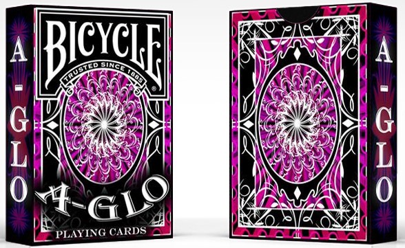 バイスクルBicycle A Glo Playing Cards (Red) | トランプマジック |