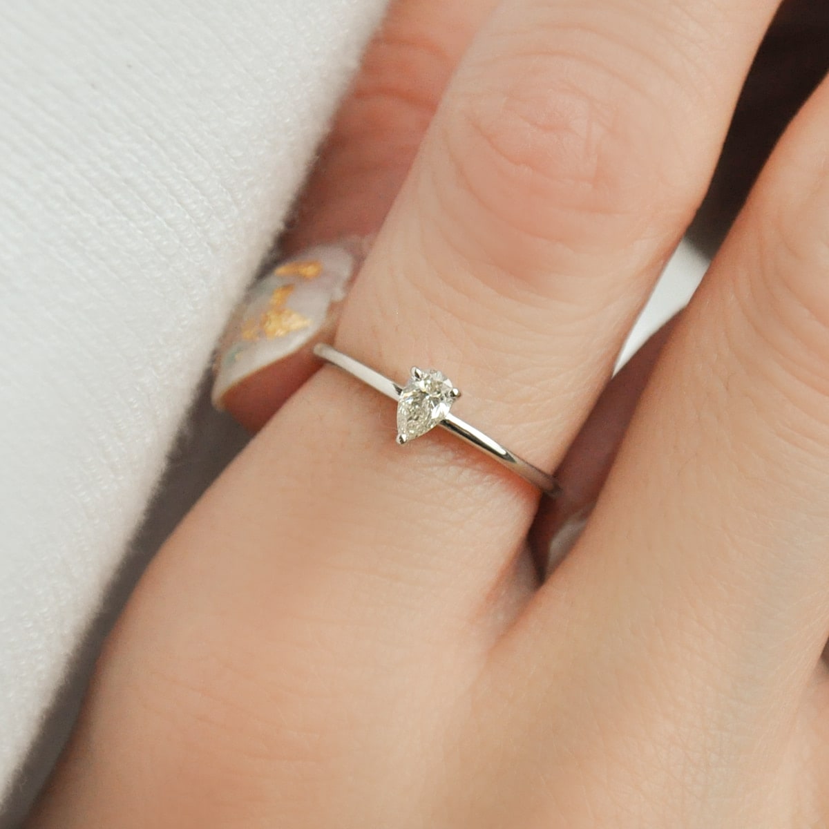 ペアシェイプ ダイヤモンド リング /c0085 ジュエリー専門店 malvaceae