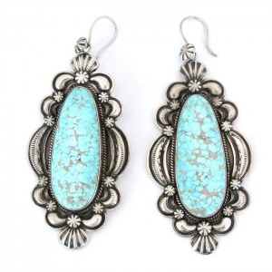 ダレルキャドマン ナンバーエイト ピアス｜マライカ公式通販