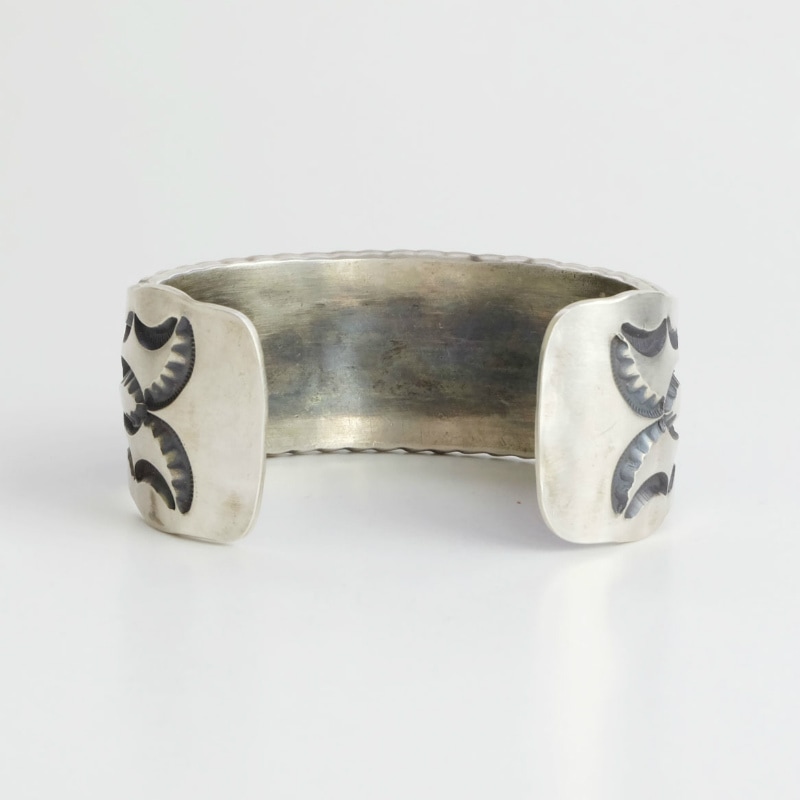 163mm エマーソンビル スタンプワーク バングル｜マライカ公式通販