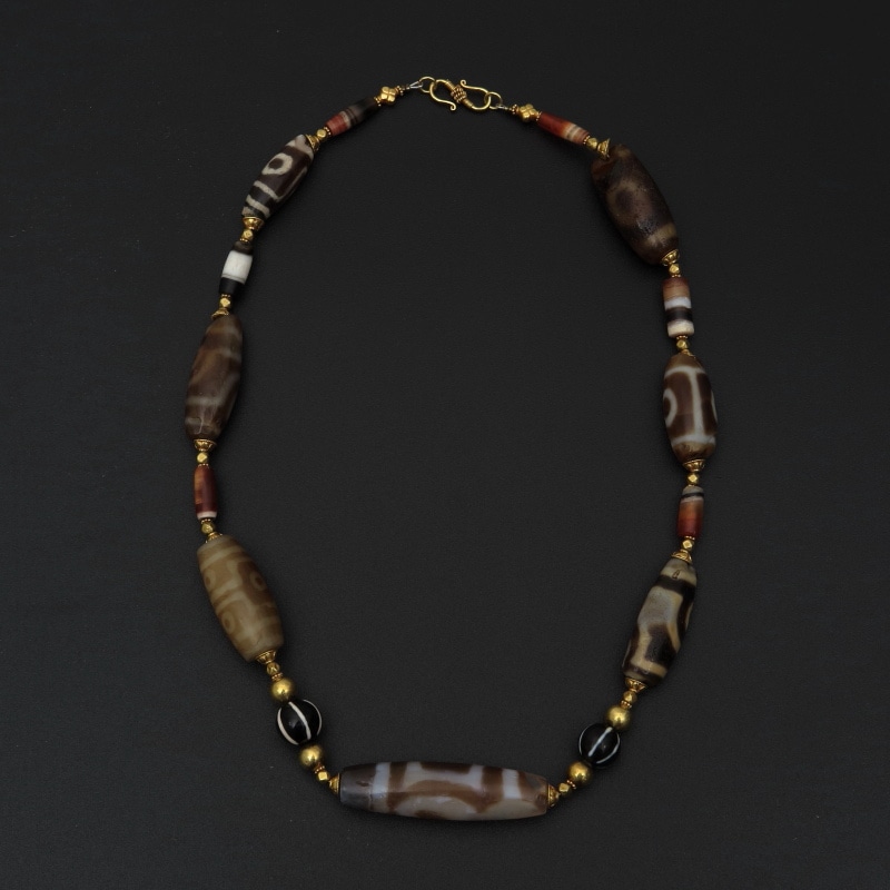 ジービーズ ネックレス (Dzi beads)｜マライカ公式通販