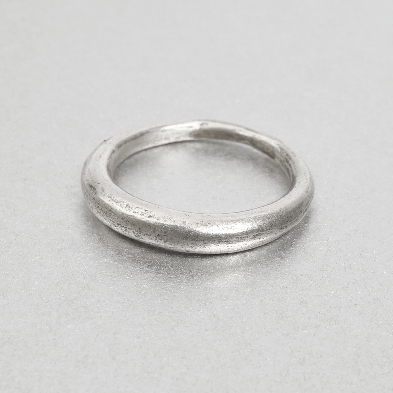 カレンシルバーリング【メール便可】｜マライカ公式通販