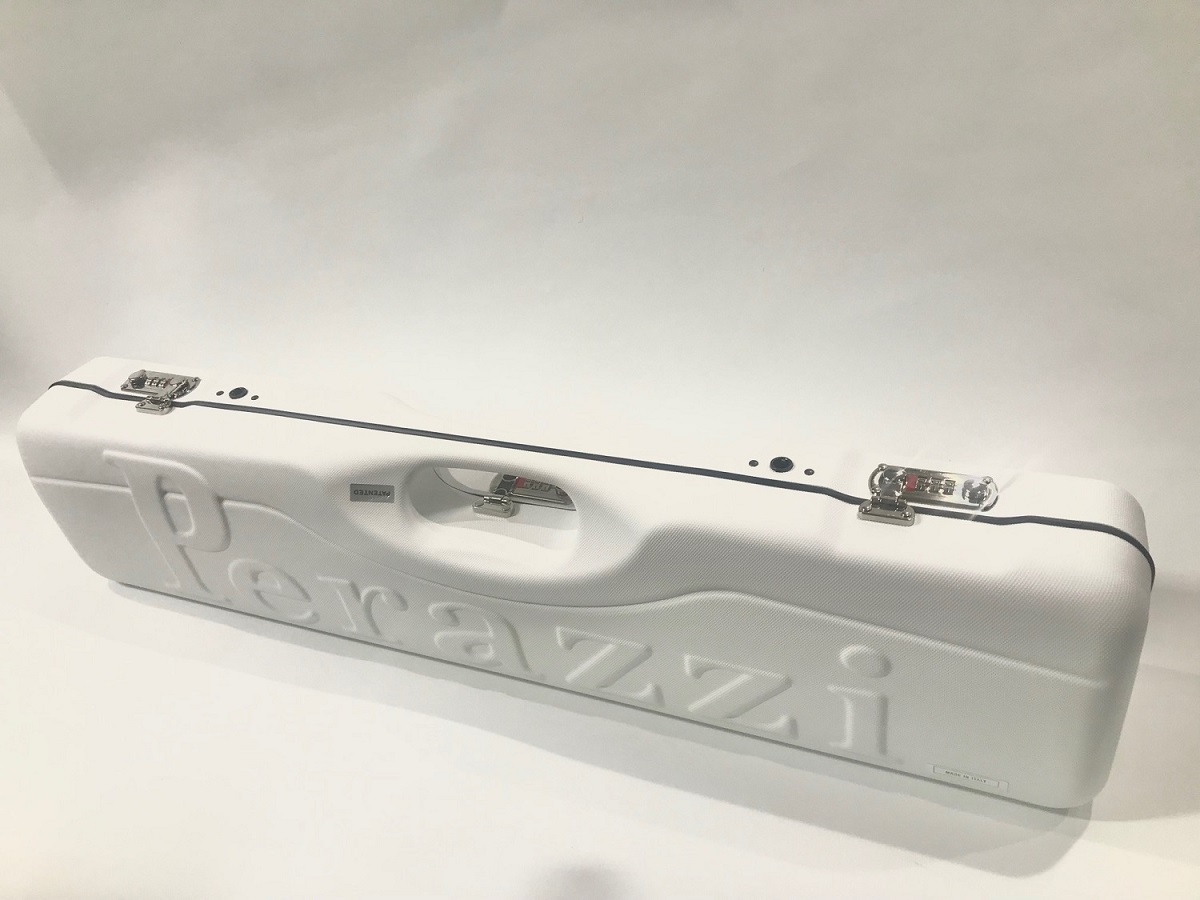 Perazzi ペラッツィ コンパクトガンケース ホワイト | バック・ケース