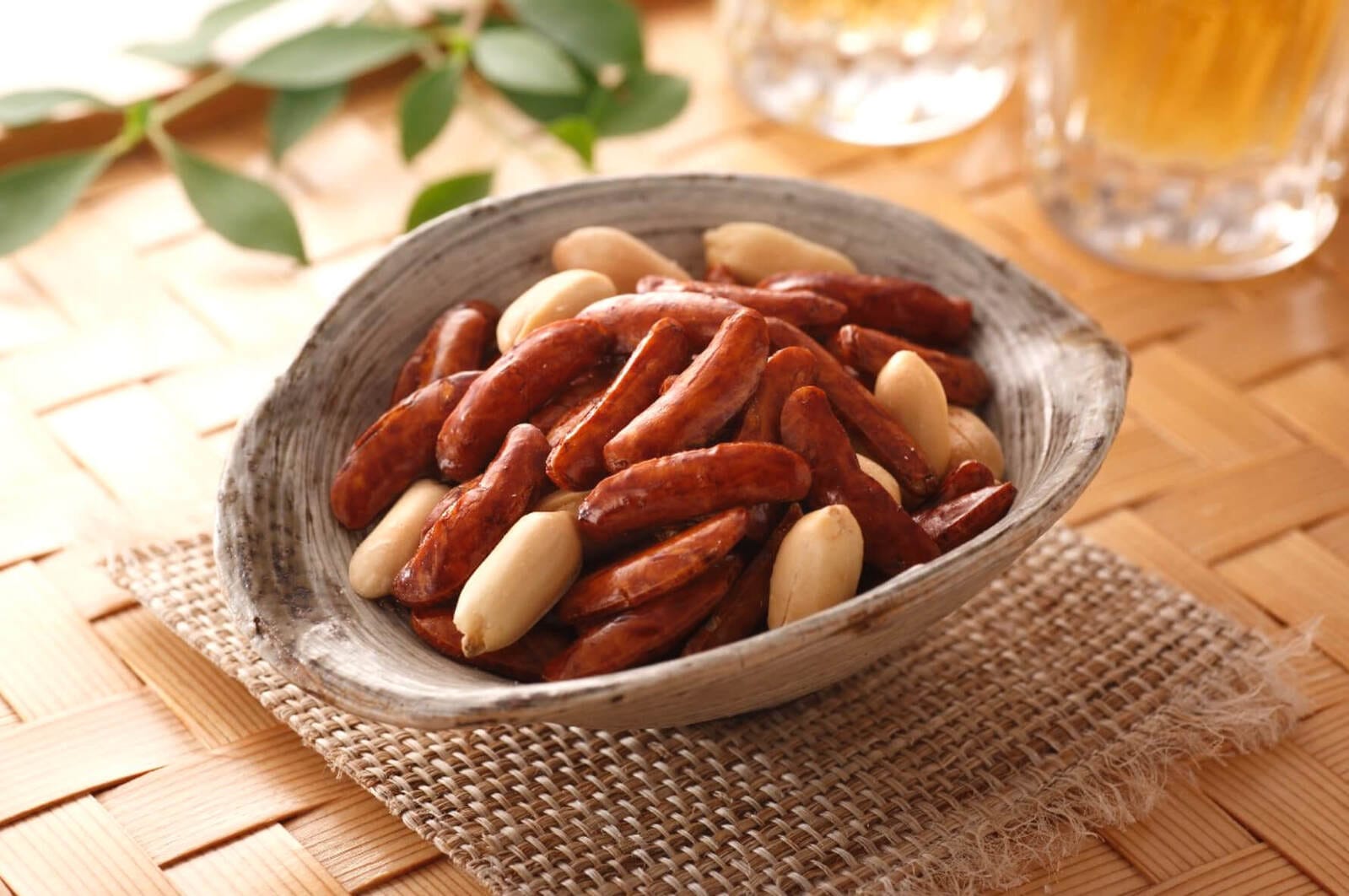 止まらない！ビール専用】横濱ビア柿 65g｜辛口×濃口のやみつき柿の種