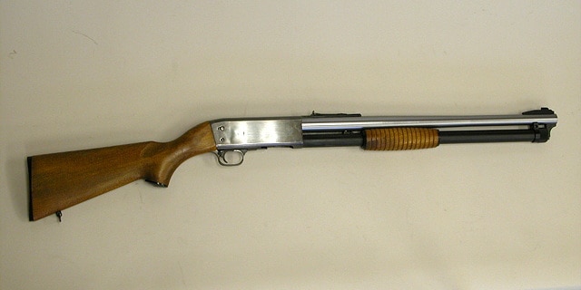 KTW・イサカM37 ライアット ポンプアクション・エアーコッキング