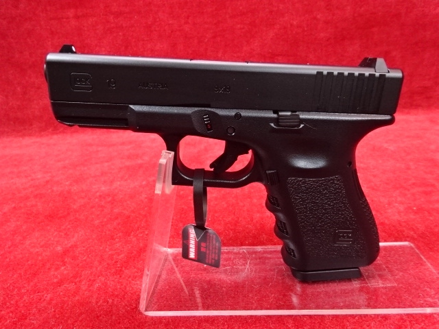 東京マルイ 18歳以上用 ガスブローバックハンドガン グロック19 サード