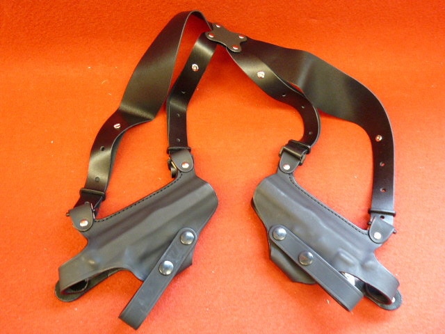 店内全品5％OFFクーポン】牛革製ダブルショルダーホルスター（M92