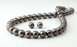 タヒチ産黒蝶真珠ネックレス【大きさ8.1-10.8㎜・長さ43㎝】選べる