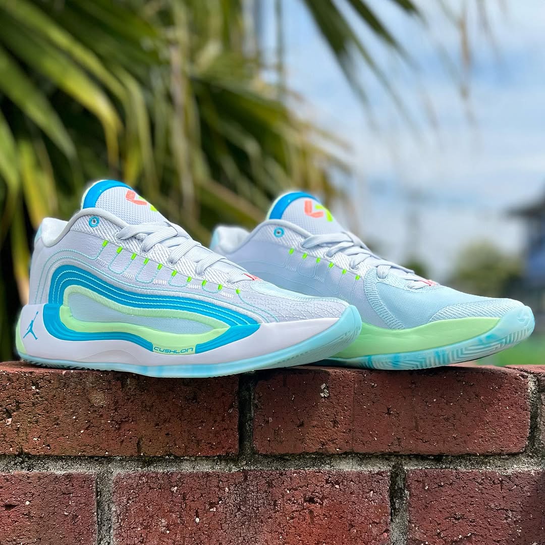 JORDAN LUKA 4 PF 'LASER BLUE' ナイキ ジョーダン ルカ 4 ドンチッチ