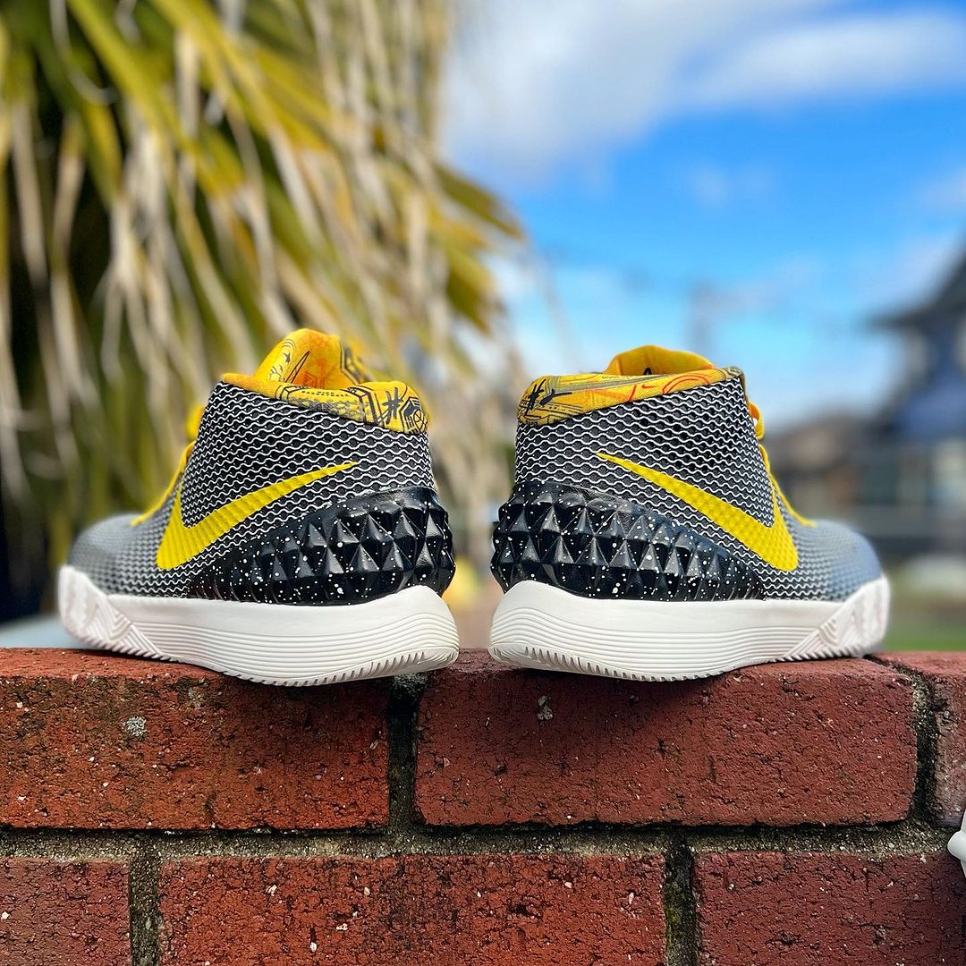 KYRIE 1 LMTD 'RISE' カイリー 1 ライズ 【MEN'S】 black/tour yellow