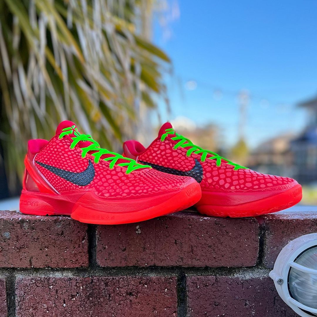 NIKE KOBE 6 PROTRO 'REVERSE GRINCH' ナイキ コービー 6 プロトロ