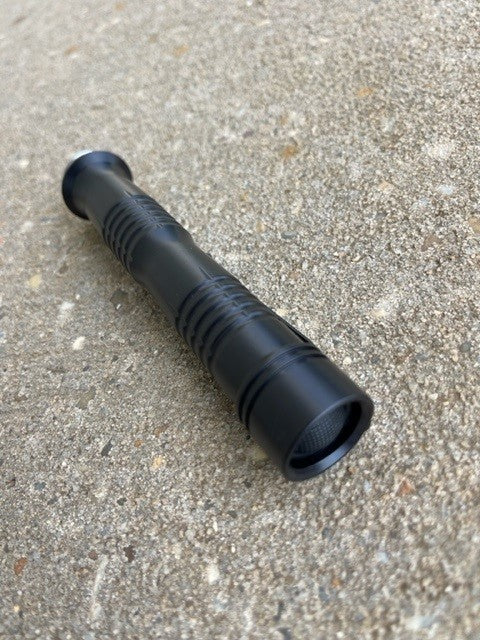 MDC 2AA Flashlight – Malkoff Devices