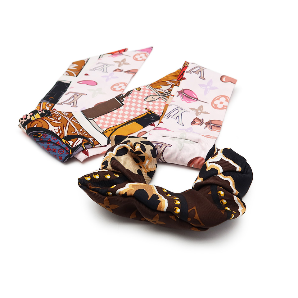 ルイ ヴィトン シュシュ ビーマインドフル M76741 シルク100% マロン