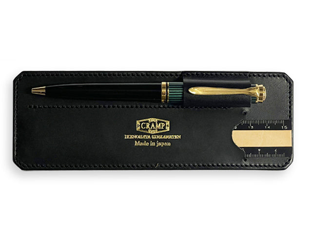 CRAMP / 池之端銀革店 真鍮のフロント金具がアクセント。 スリーブ付き