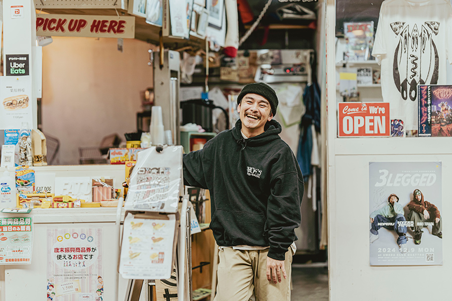 挫折、転職、運命の出会い。大阪ホットドッグ界の先駆者『FAT DOG