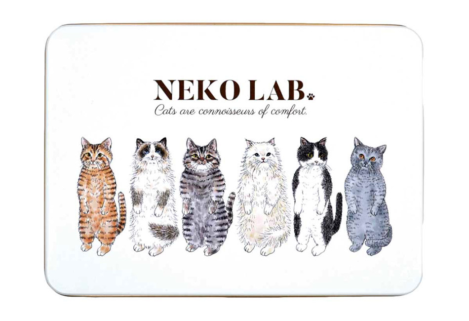 6匹の猫イラストに癒される。彩り豊かな金平糖も入った猫クッキー缶