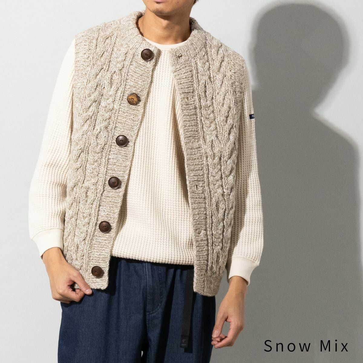 ヒマラヤンクライマーズハンドニット 手編み前開きベスト ニット