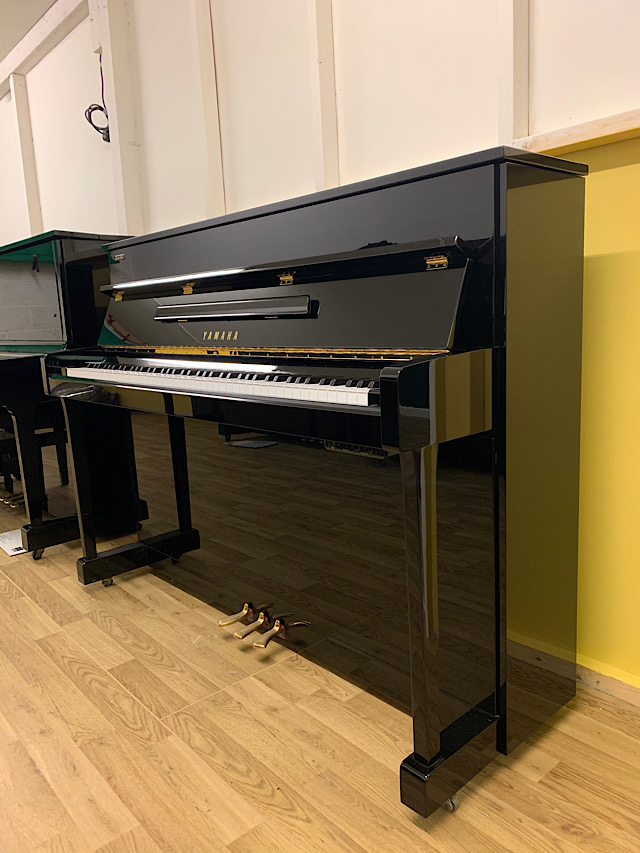 Yamaha U50SX Made in 1996, 5468xxx, Silent piano | Mark Goodwin Pianos