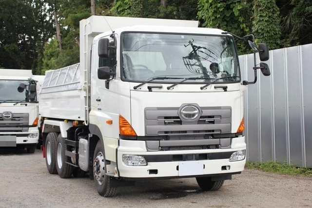 日野プロフィア ダンプ用 砂切りホワイトメタル製模型製作用パーツ