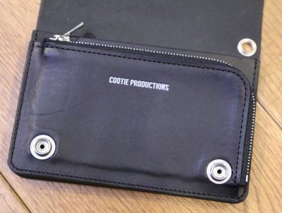 COOTIE 「Leather Trucker Wallet」 レザートラッカーウォレット