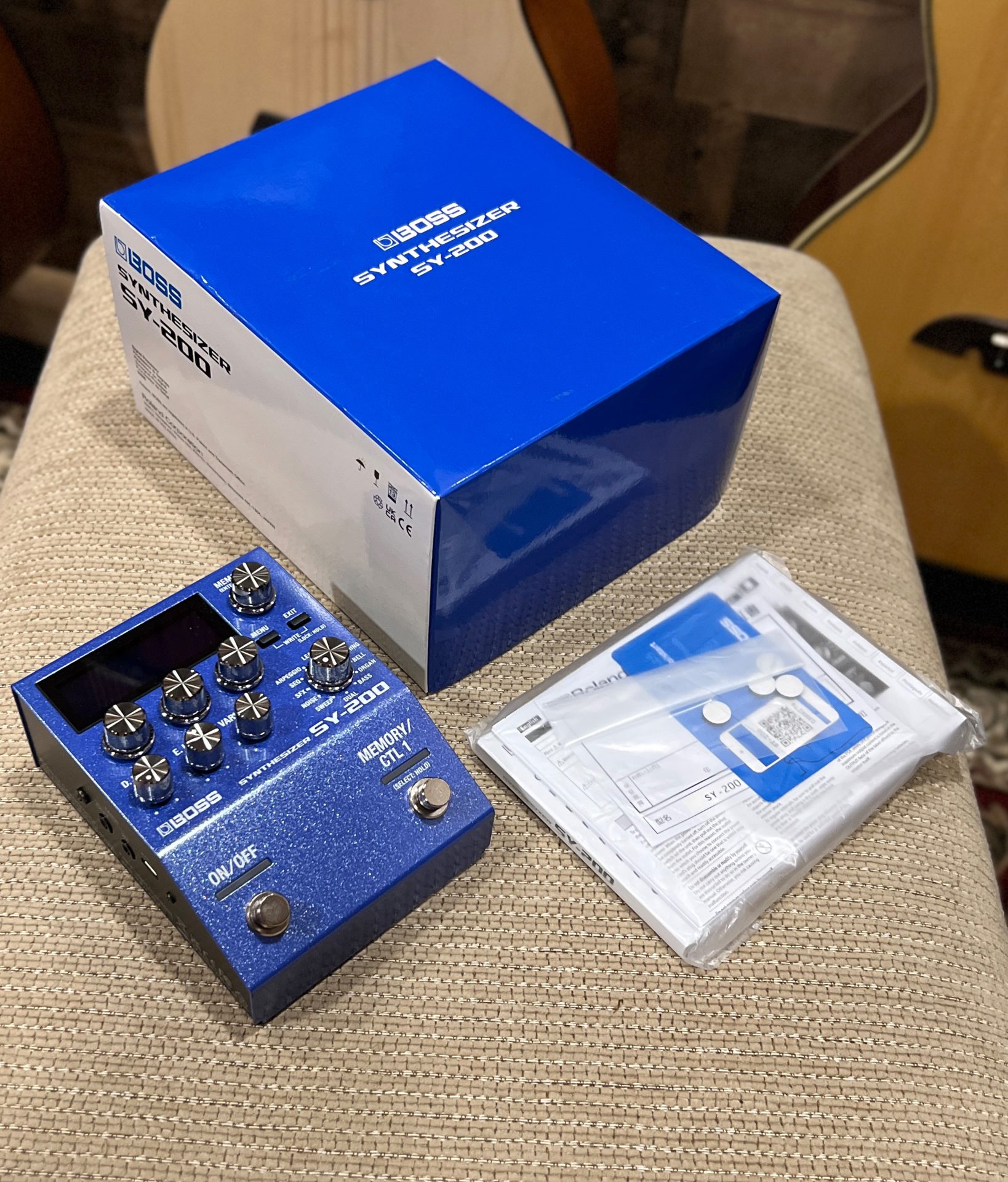 USED Boss SY-200 Guitar Synthesizer Pedal w/ Original Box