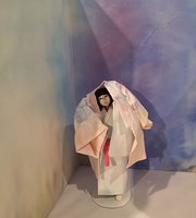 美しい鶴の恩返しの紙人形 - Picture of Morioka Central Community