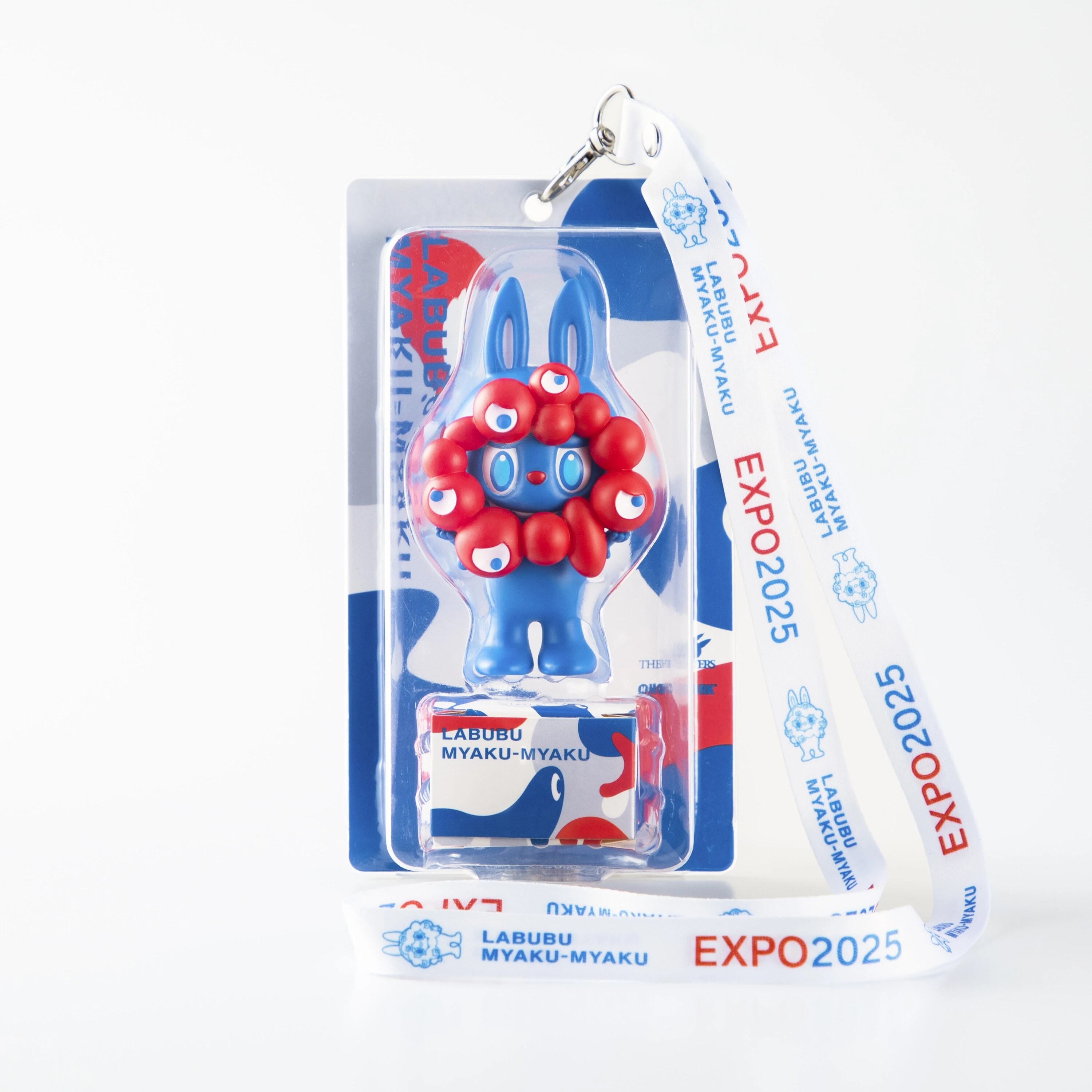 若者に爆発的な人気を誇るラブブの限定グッズが大阪・関西万博で販売