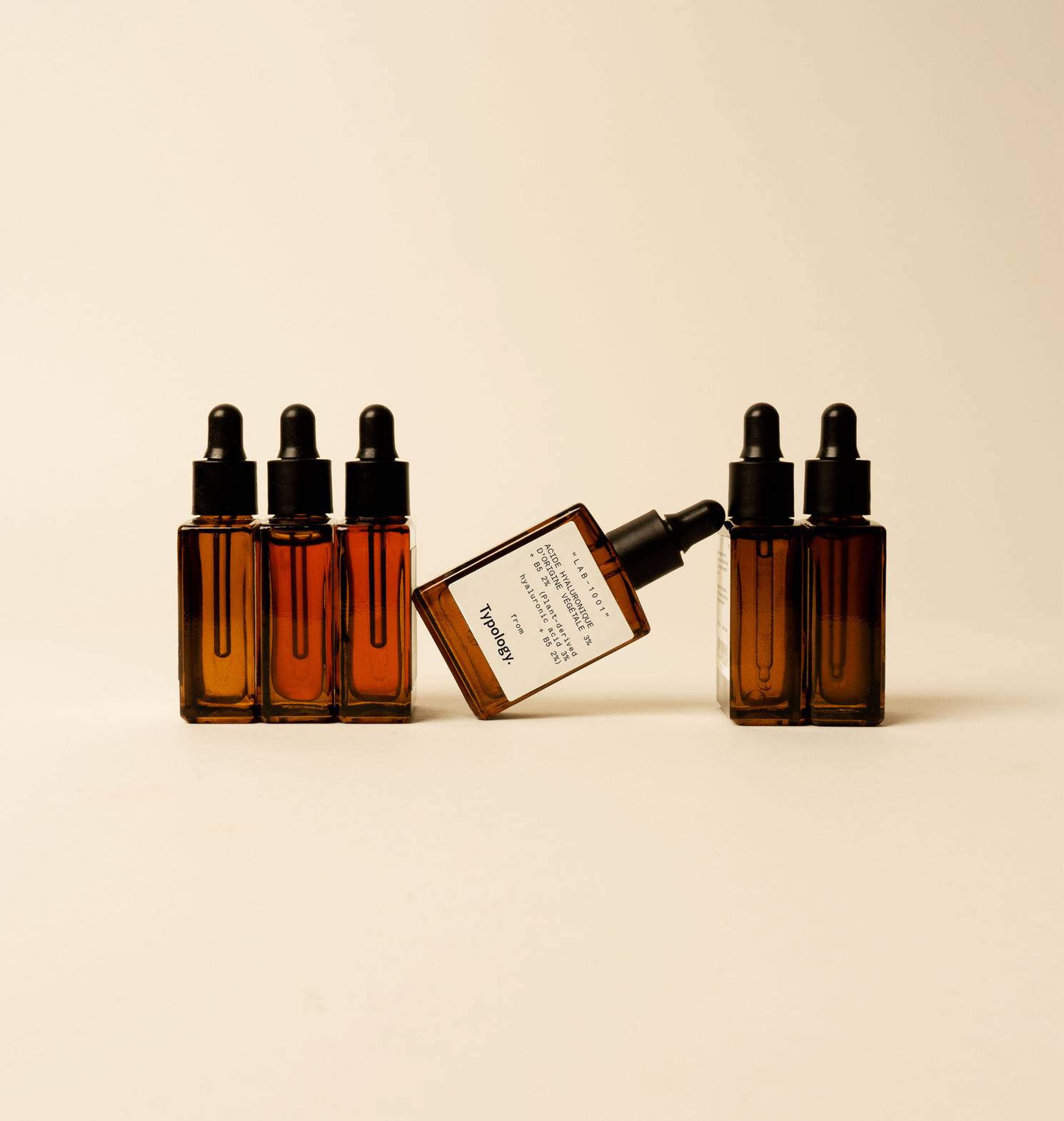 ハイドレーティング セラム — Typology