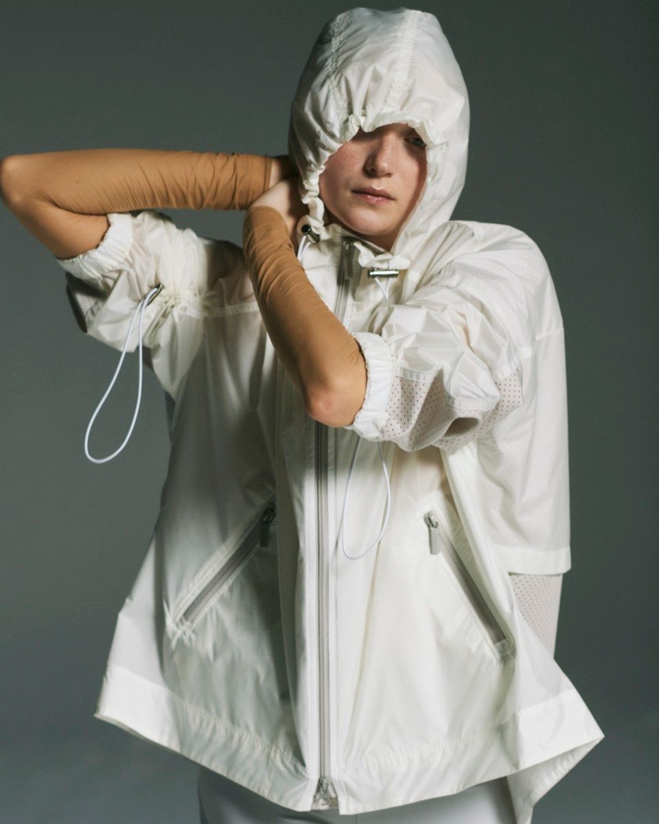 ウジョー×ダンスキン、美しさを追求したアクティブウェアを発表