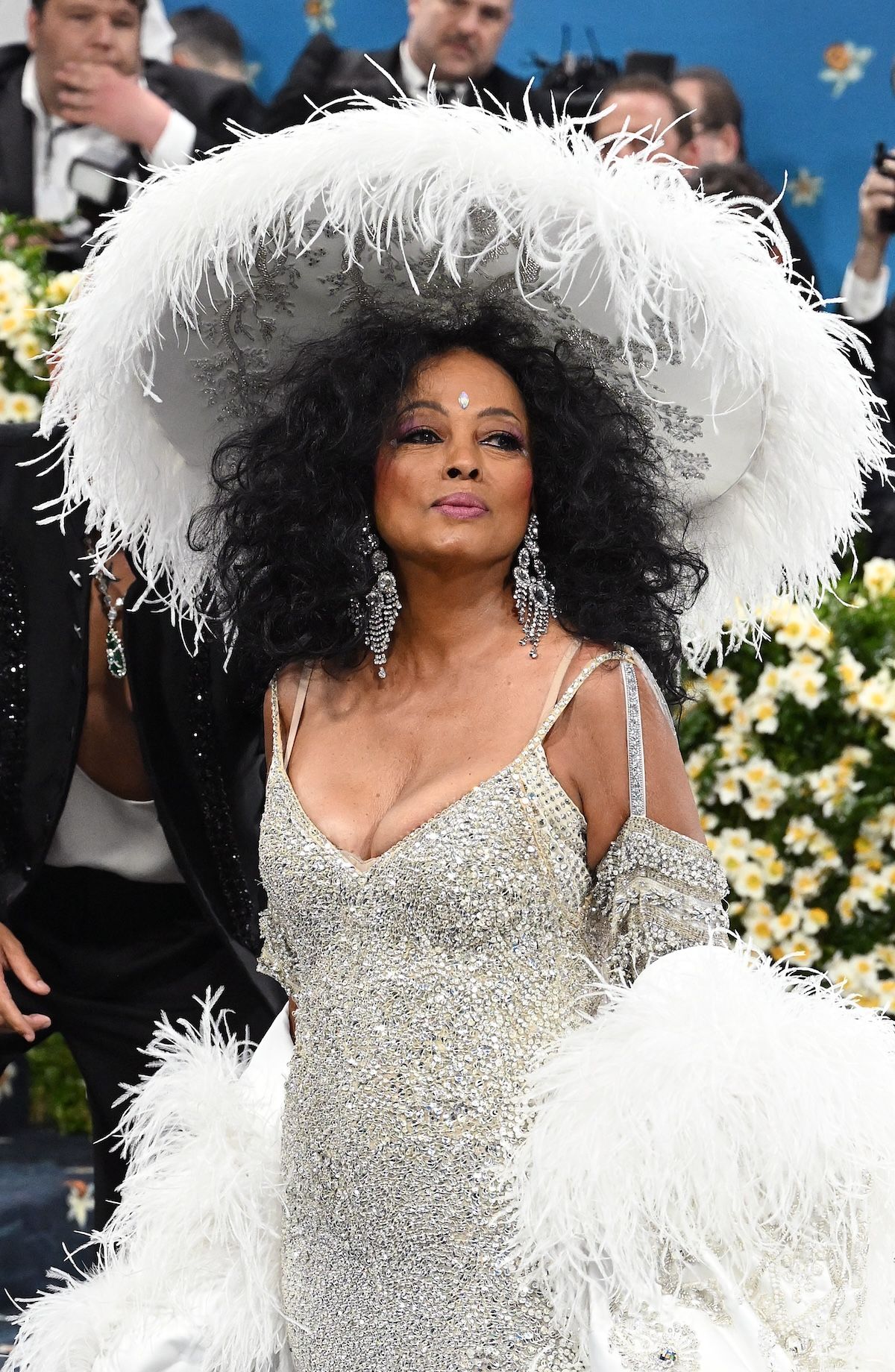 ダイアナ・ロス81歳がメットガラ2025で醸し出す、ダイナミックな