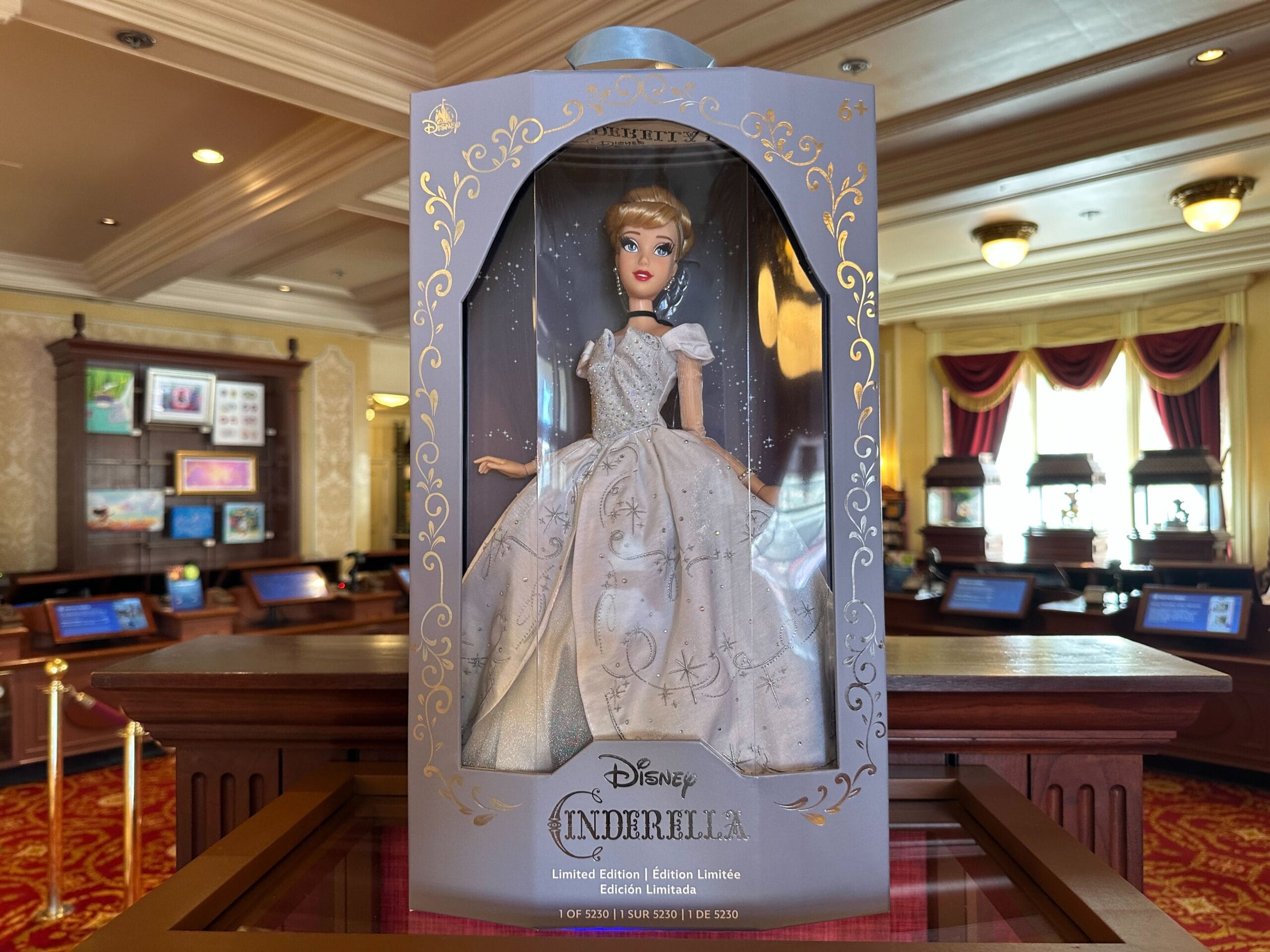 NEW Cinderella 75th Anniversary Limited Edition Doll and Figurines