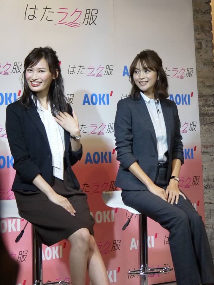 蛯原友里と大政絢が働く女性を応援、AOKIが“はたラク服”シリーズを発売