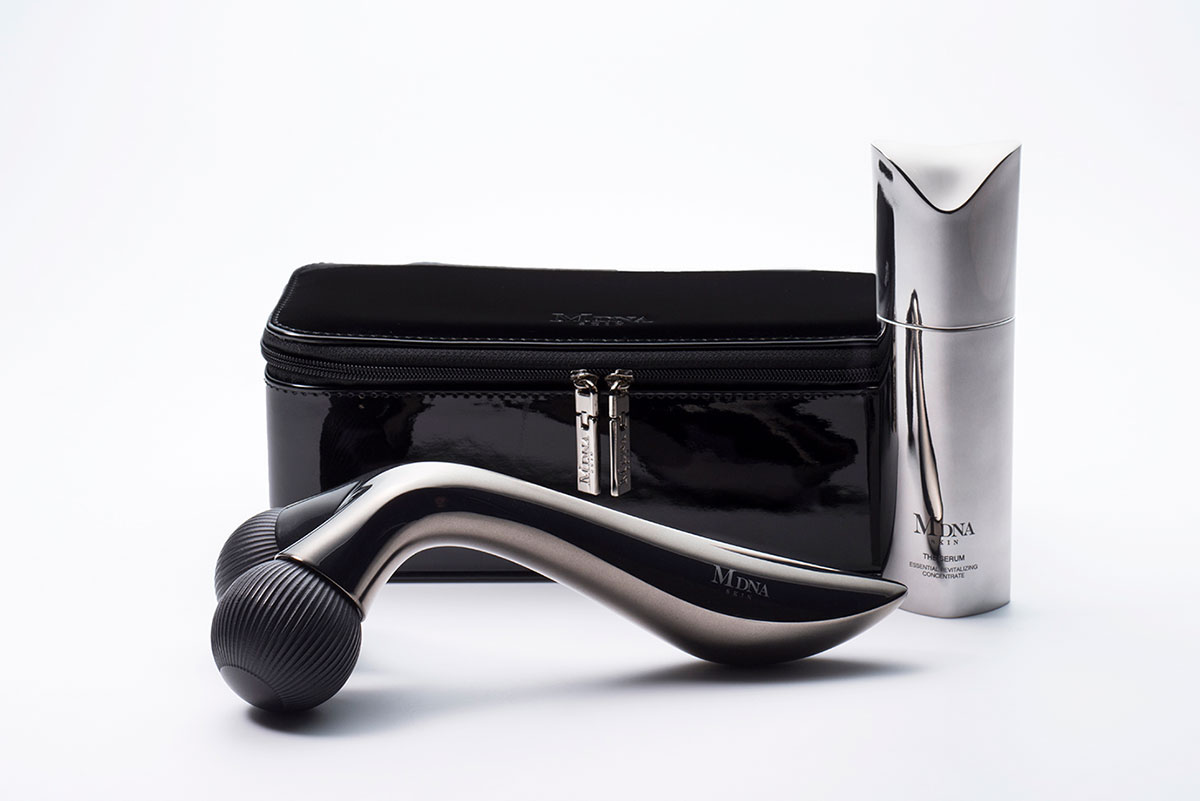 マドンナプロデュース「MDNA SKIN」初の美容ローラー - WWDJAPAN