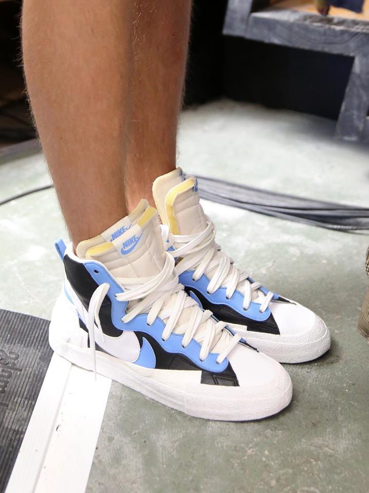 サカイ」と「ナイキ」が新たなコラボ 2種のスニーカーを融合した