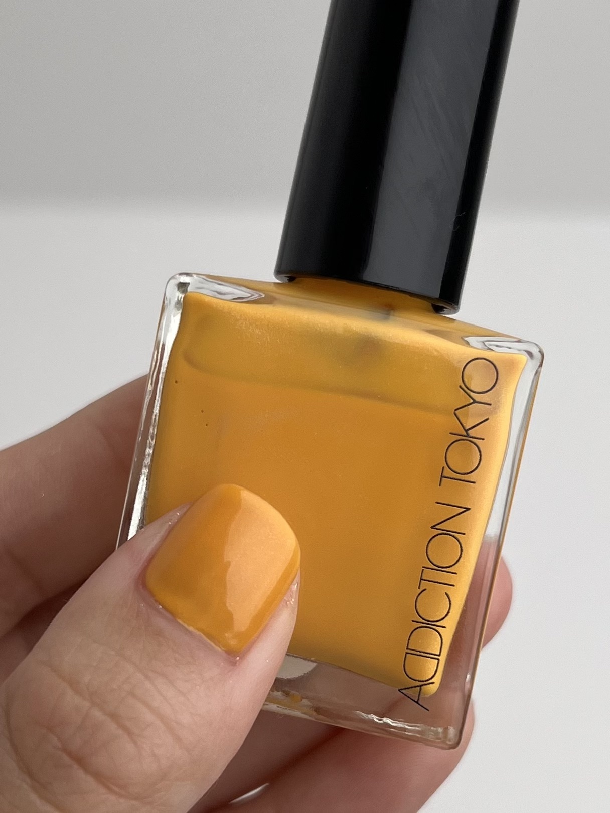 アディクション」新ネイル全40色試し塗り エディターのイチ押しカラー