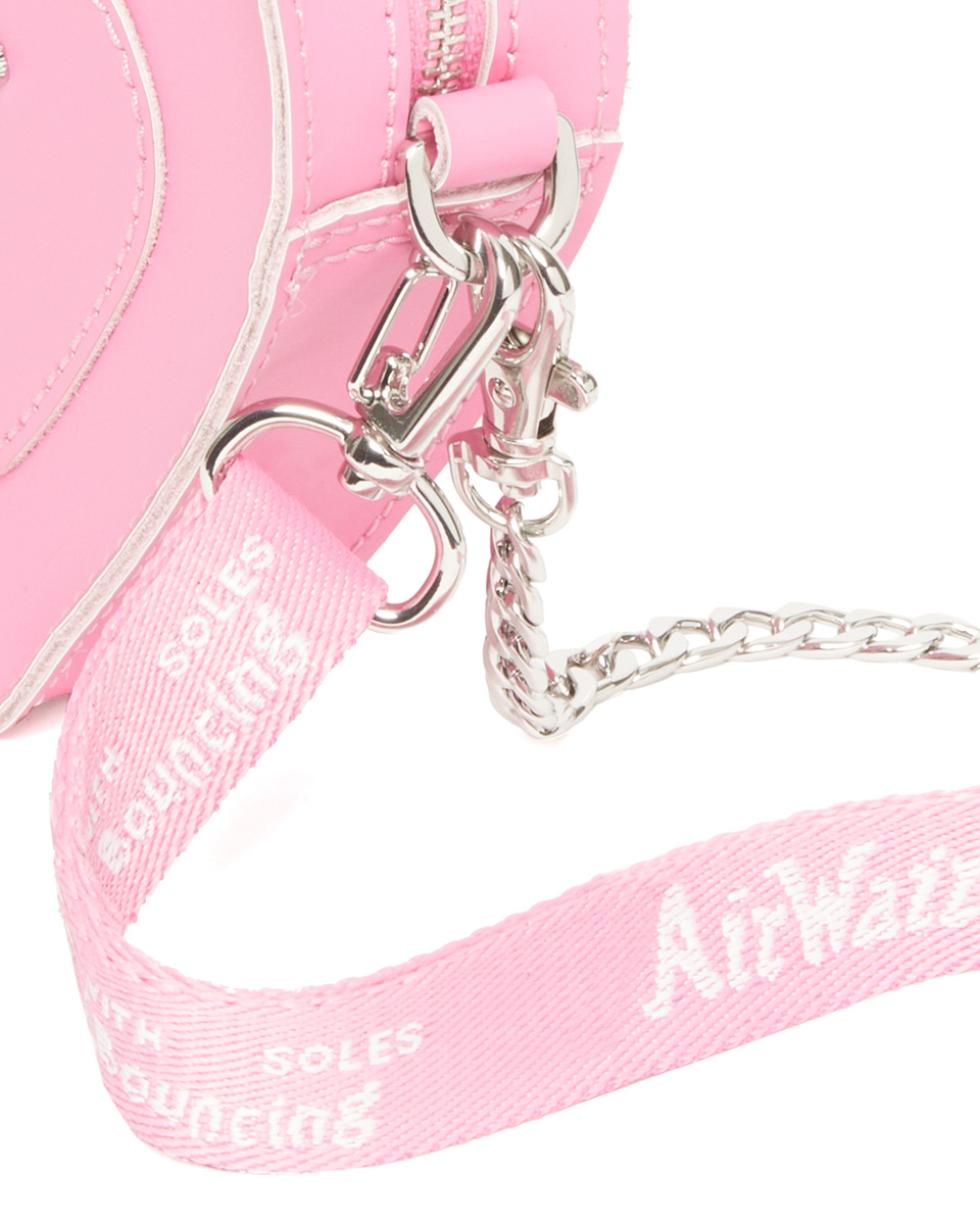 2024年バレンタイン】「ドクターマーチン」からピンクグラデのブーツや