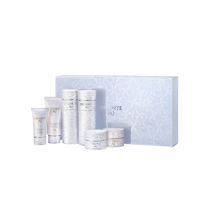 2024年クリスマスコフレ】「コスメデコルテ」最高峰ライン“AQ”シリーズ