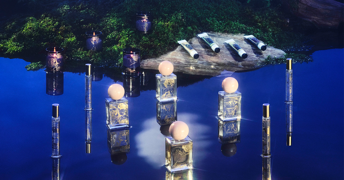 2024年クリスマスコフレ】 「ミュシャ」から装飾パネル“月と星”を